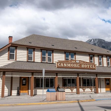 Canmore Hotel Hostel Buitenkant foto